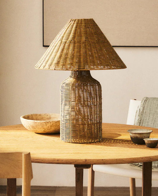 Rattan table lamp